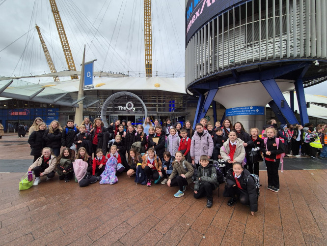 59443c72 E14a 4790 9b63 D5963d47ca7c